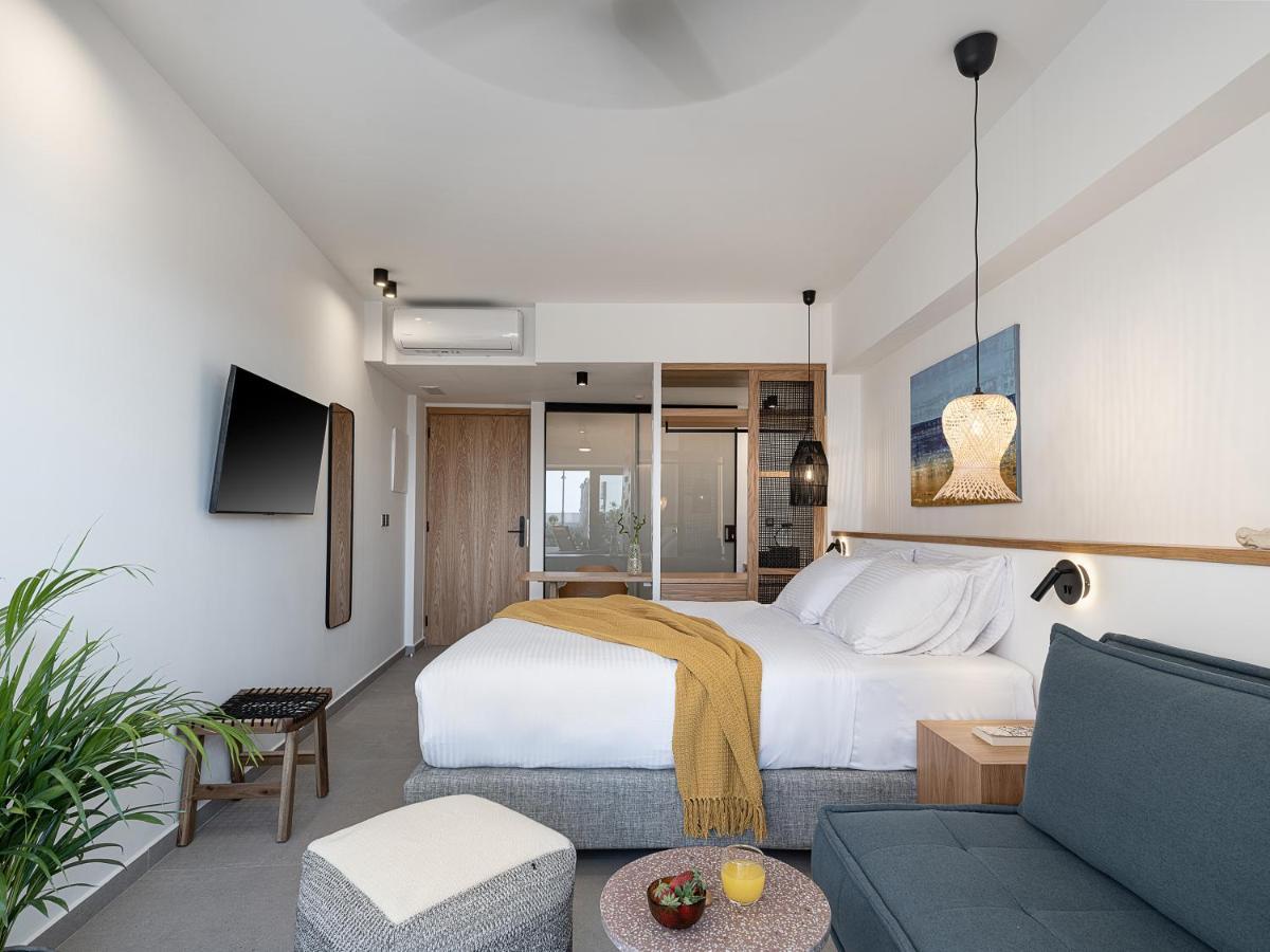 Calla Luxury Seafront Suites Rethymno  Exterior photo